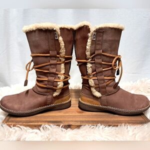 ❄️UGG Catalina Leather Sherpskin Boots Size 7❄️